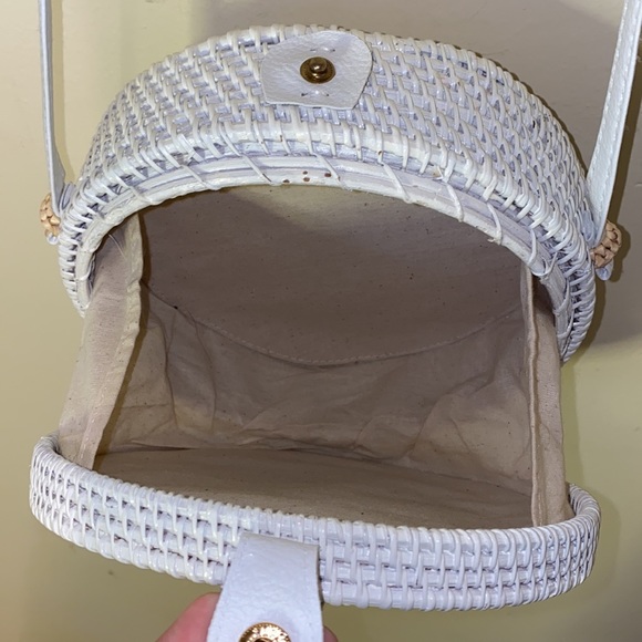 Boho Wicker Raton Purse - Picture 7 of 7